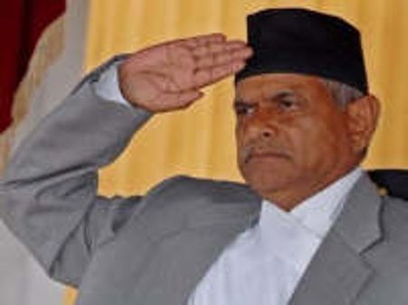 I direct Nepal army chief to stay: Ram Baran Yadav