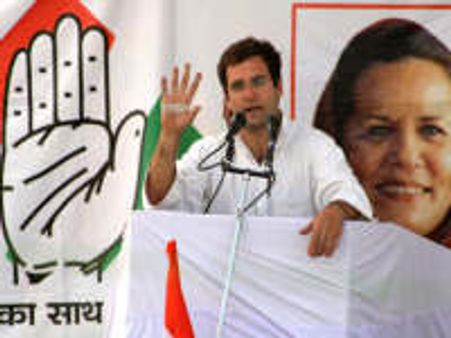 Rahul in TN, tries to mollify DMK and Tamils