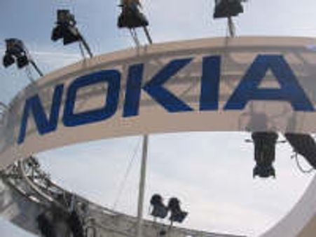 Nokia Oyj to slash 490 more jobs