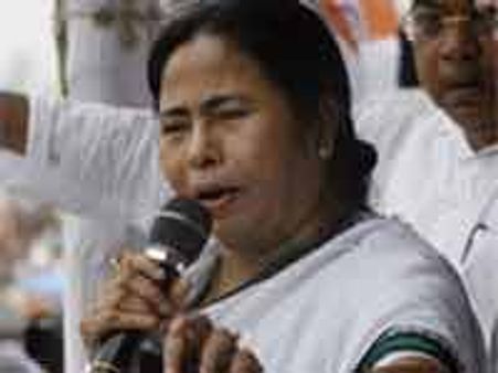 Mamata announces special monthly pass for poor