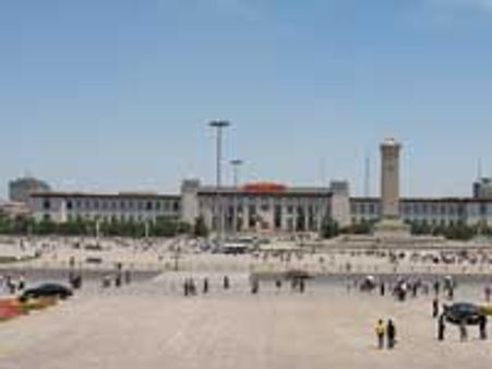 Twitterers break silence on 'Tank Man'