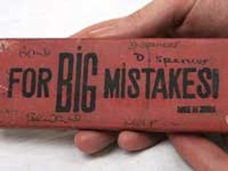 Diana's desk eraser to go under hammer