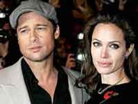 Brangelina donates $1 mn to help Pak refugees