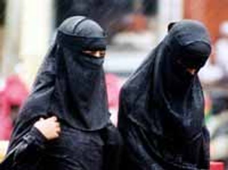Burqas are like 'mobile prisons', says France