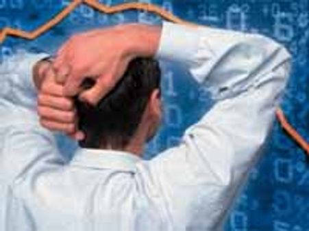 Mkts end in red; Sensex closes below 14k