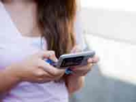 Teens send 'Sext' messages via texts and internet