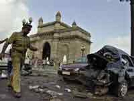 Court awards death to accused in '03 Mumbai blasts
