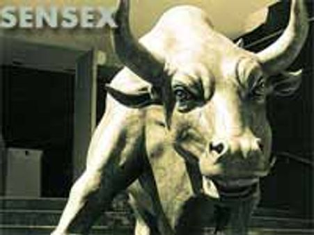 Lack of rain troubles mkts; Sensex down 353 pts