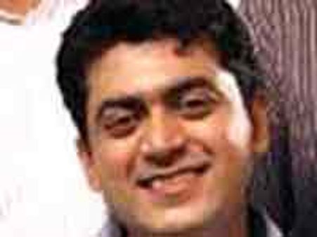 Police says Muthoot killed in road rage