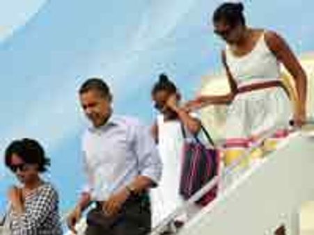 First Vacation: Obamas arrive at Martha's Vineyard