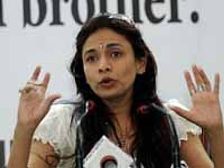 Anand Jon's sister faces contempt of court