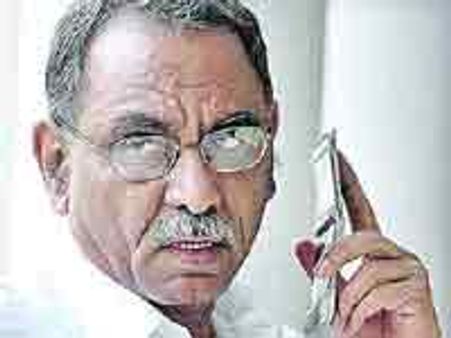 YSR aide meets PM on campaign for Jagan as CM