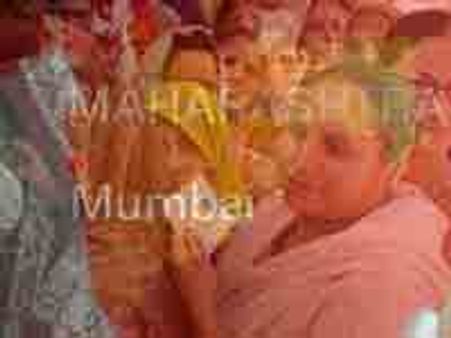 John Abraham, Javed Akhtar vote in Maha polls