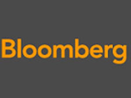 Bloomberg signs deal to buy Business Week