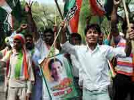 Assembly Polls: Cong begins celebrations