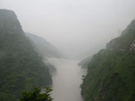 Indian shepherd finds Russian paraglider's body