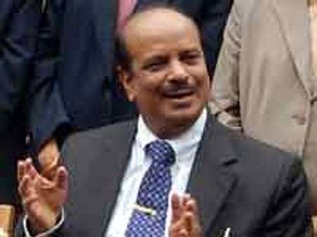 Lawyers protest against Dinakaran, bash up journos