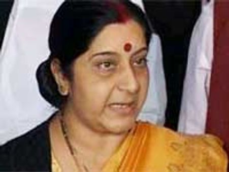 BSY lack of communication caused crisis: Swaraj