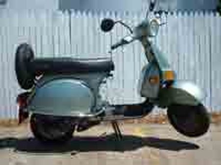 Bajaj rides out scooters, banks on motorcycles