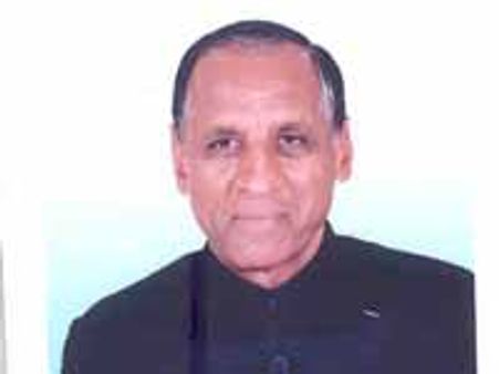 AP: ESL Narasimhan sworn-in as full-time governor