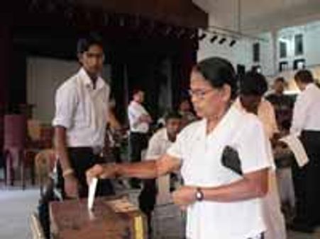 SL presidential election underway