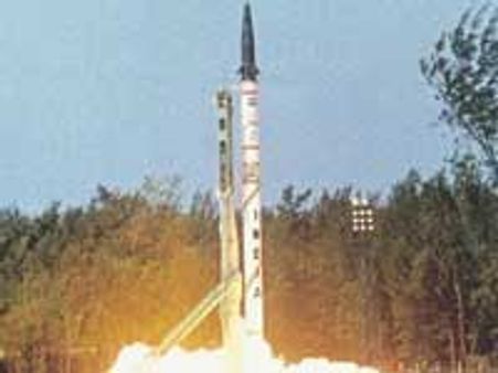 N-capable Agni-III missile successfully test-fired