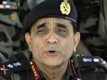 Kapoor defends action against Lt Gen Prakash