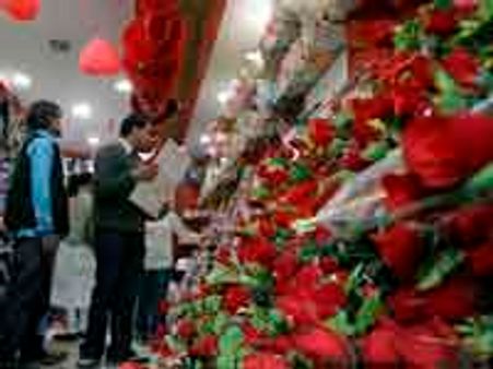 K'taka: Security beefed up for Valentine's Day