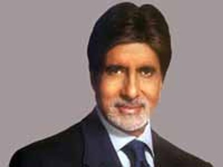 BJP bats for Big B, calls him victim of Cong feud