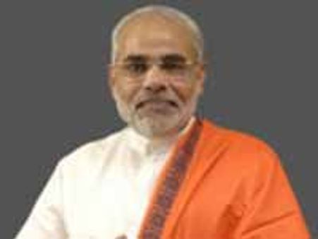 Modi dubs those against Big B as 'Taliban'