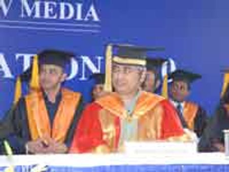 Rajdeep Sardesai advises budding journos on ethics