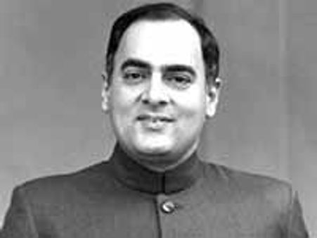 Remembering Rajiv Gandhi on his 18th death anniv