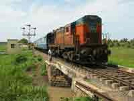 Indian railways to provide fire retardant linen