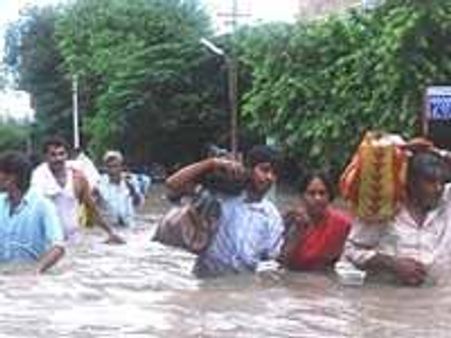 K'taka Reddys forget about promised flood relief