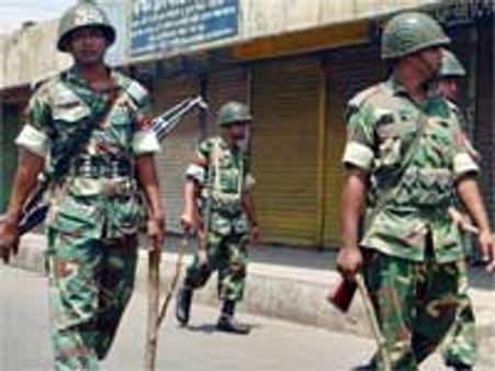 Shoot-at-sight orders in Srinagar