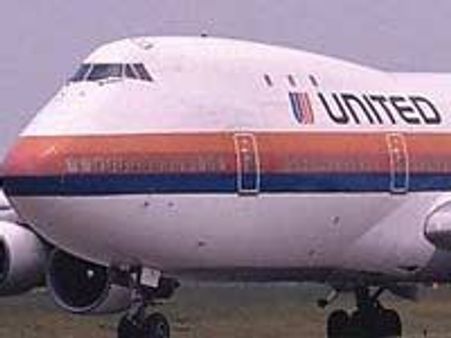 9 Pak officials detained at US airport