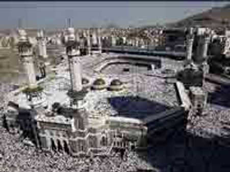 460 Haj pilgrims from TN leave for Jeddah