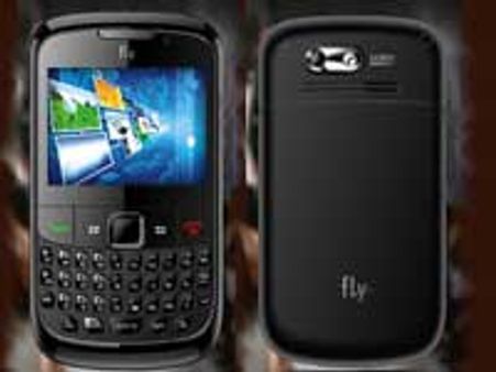 Fly B 450 dual SIM phone offers video call on 2G