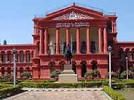 K'taka HC begins work on Independent MLAs pleas