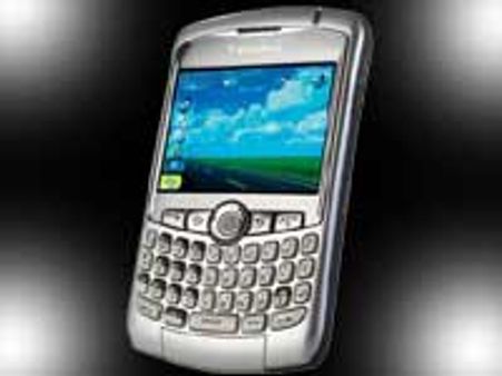 Porn sites scrapped in BlackBerry mobiles