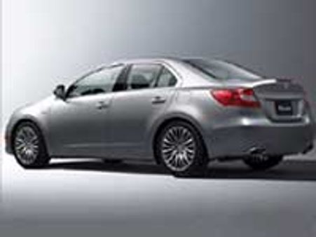 Maruti's Kizashi hits Indian market @ Rs 16.5 lakh