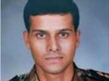 Maj Sandeep's uncle attempts suicide over 26/11