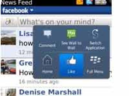 New Facebook app for BlackBerry brings Facebook Chat