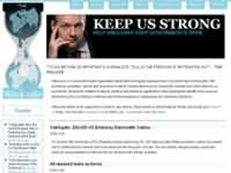 Oz engages in 'band aid' diplomacy against race attacks