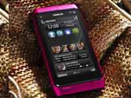 Nokia N8 in Pink colour launched: It's so sexy!