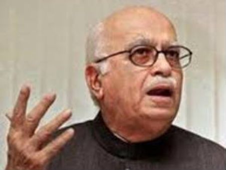 Advani to meet HP CM amid speculations of cabinet reshuffle