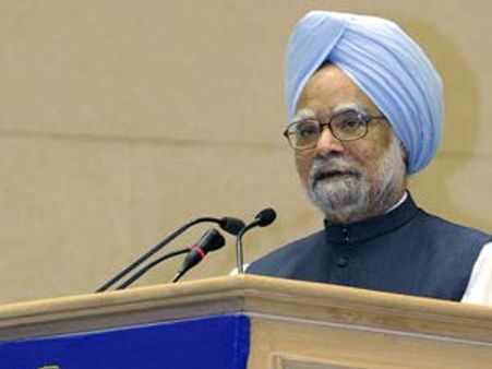 Committed to 9-10 per cent economic growth, says PM