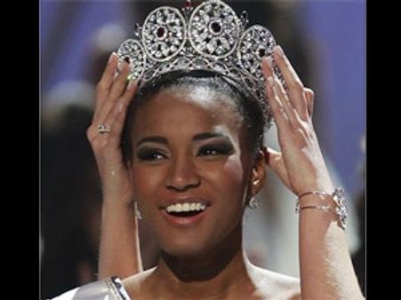 Miss Universe accused of forging documents to enter contest