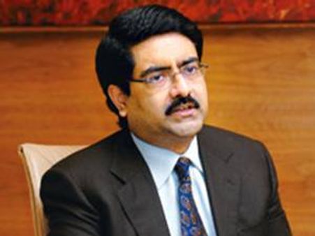 Kumar Mangalam Birla's credit card cloned; duped off lakhs