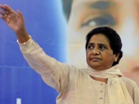 Probe ''deal'' between JP Group and Mayawati: SP